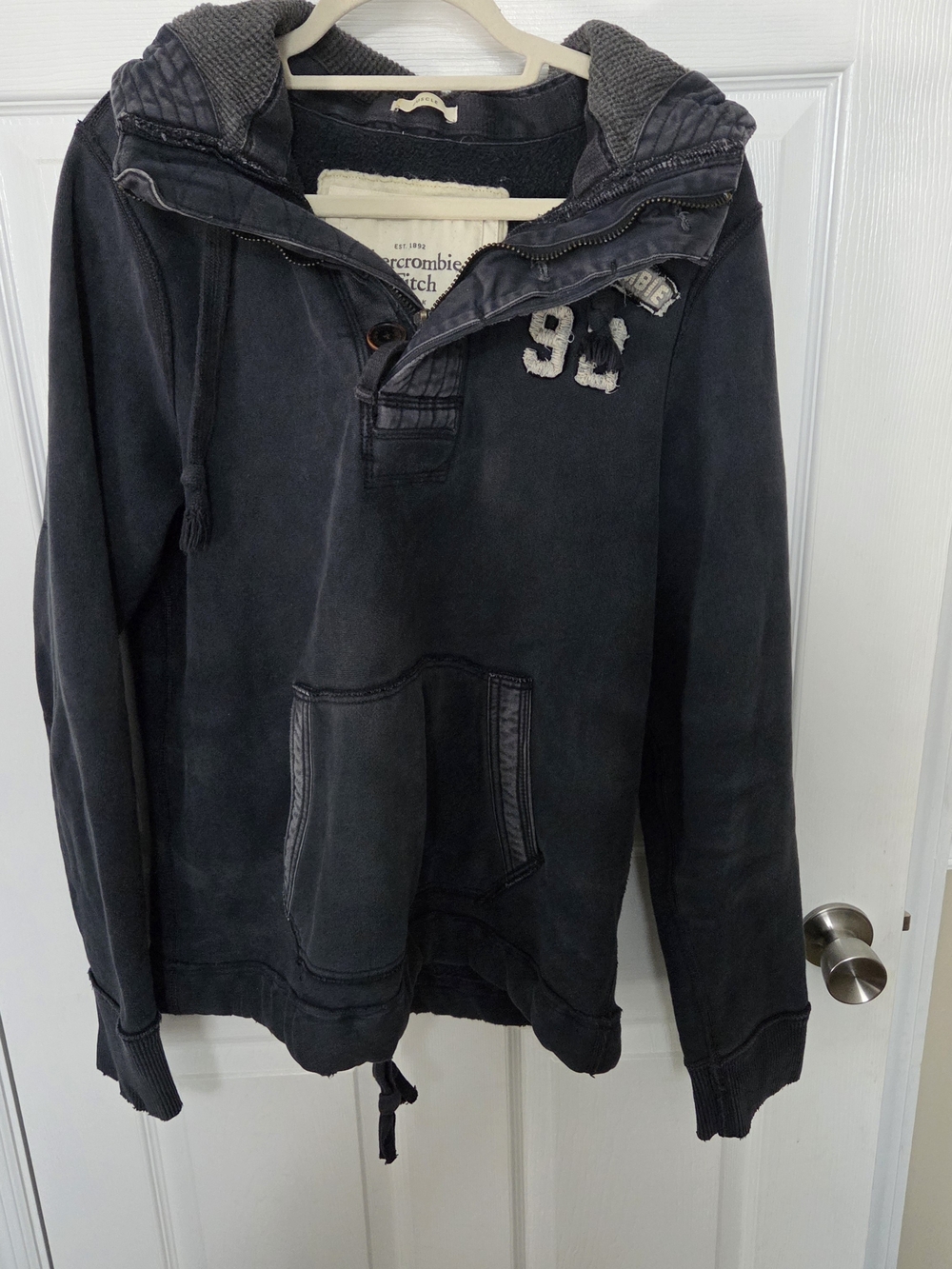 Abercrombie & Fitch Men's Dark Gray Waffle Hoodie